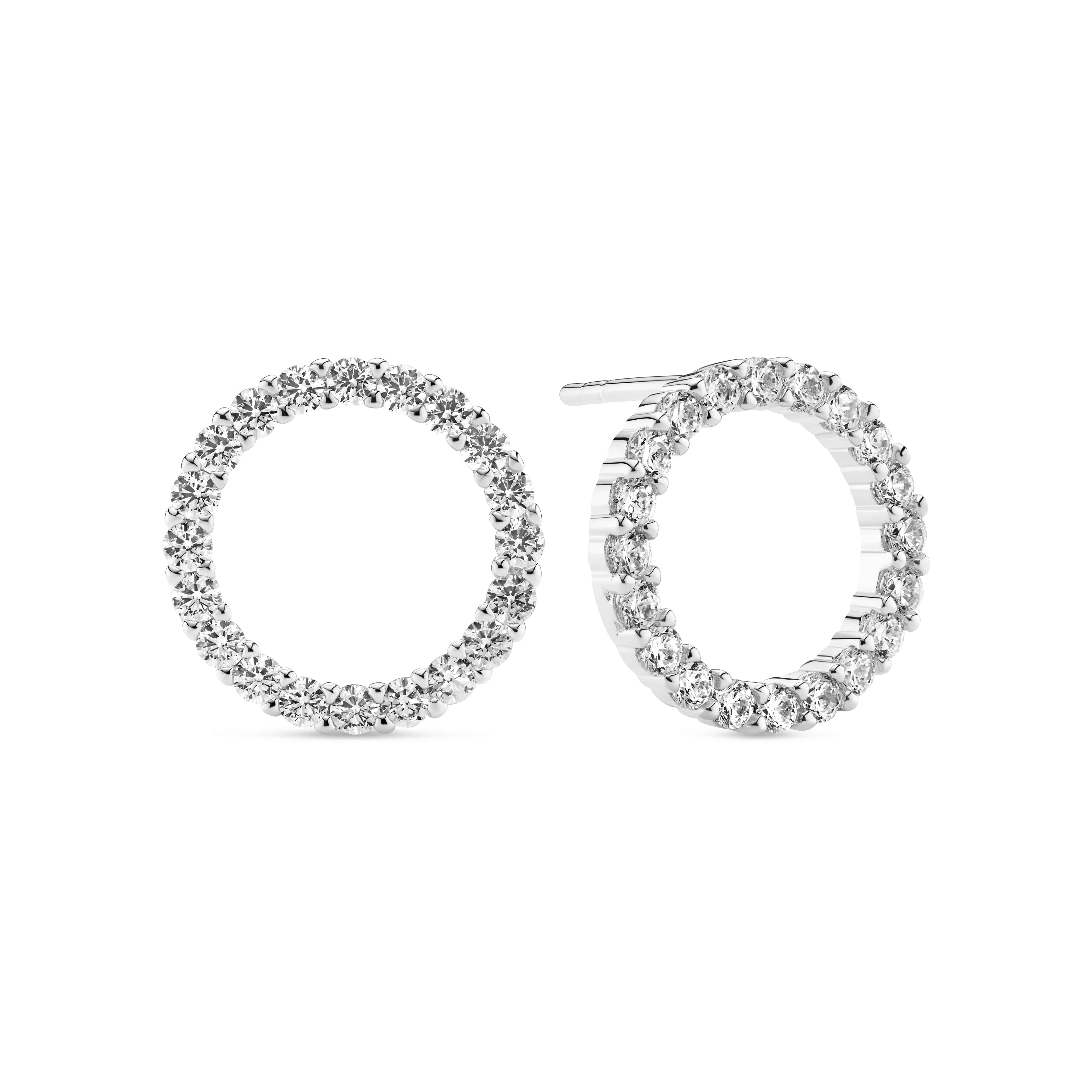 Sif Jakobs Biella Uno Øreringe Sølv SJ-E338-CZ elegante cirkeløreringe med klare zirkonia og 14 mm diameter. Perfekt til både hverdag og fest.