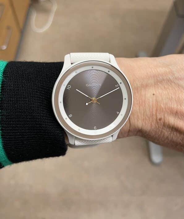 Garmin VÍVOMOVE Sport 010-02566-01