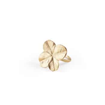 Helt enkelt og alligevel med så meget betydning - Flora Danica Firkløver Statement Ring 907.FLC-STRI-G