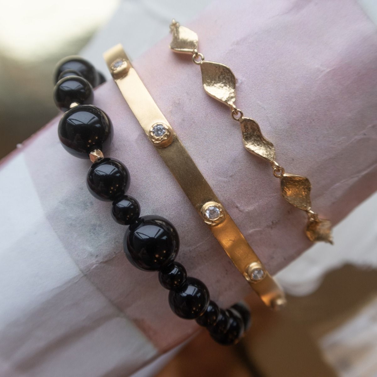 Stine A Cherrie Bon Bon Armbånd Black Onyx Forgyldt Sølv 3217-02-OS
