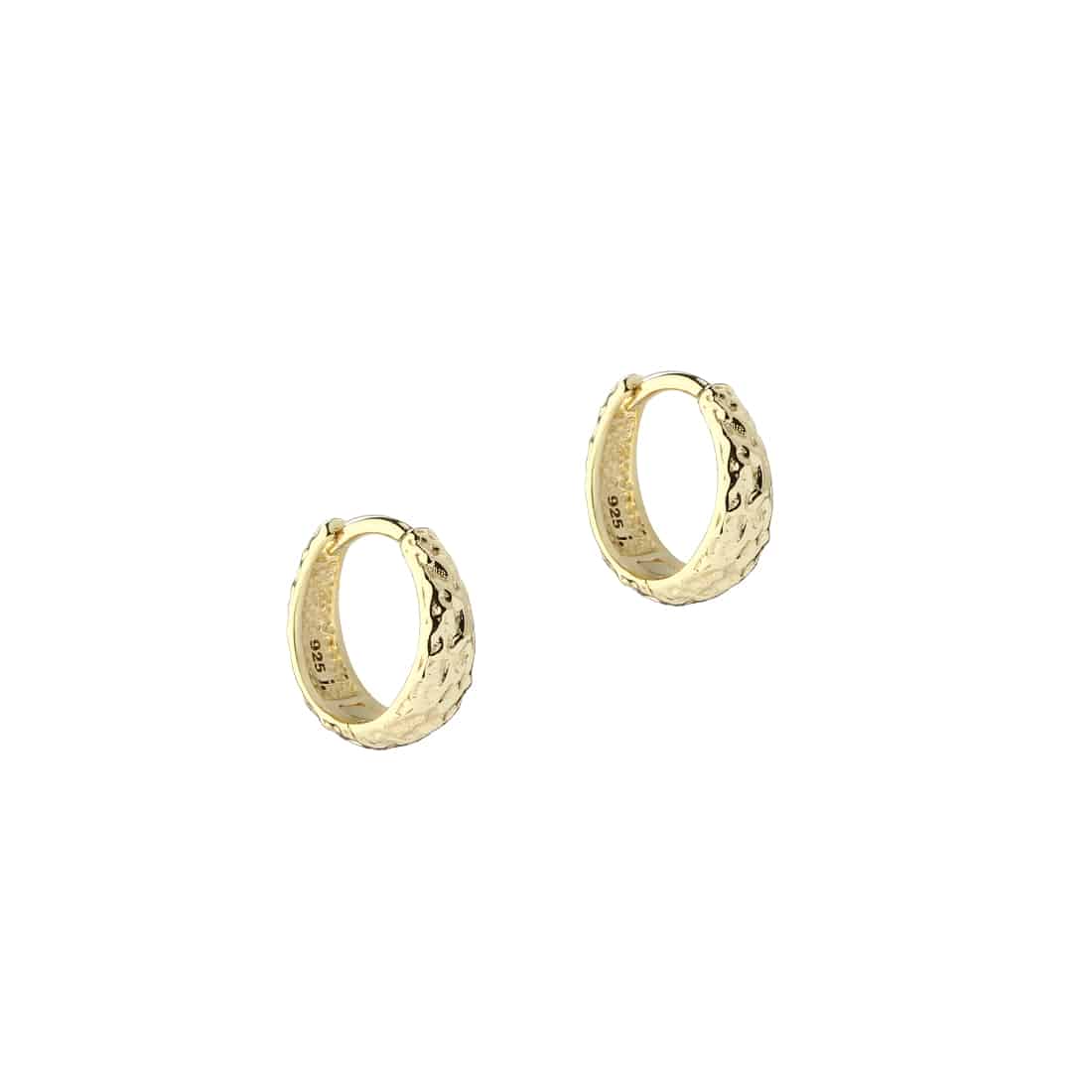 Aqua Dulce Cappa Hoop 12mm Forgyldt 6236 - banket overflade og nemt click-system. Stilrene hoops til hverdag og fest. Køb hos Guldsmedlange.dk