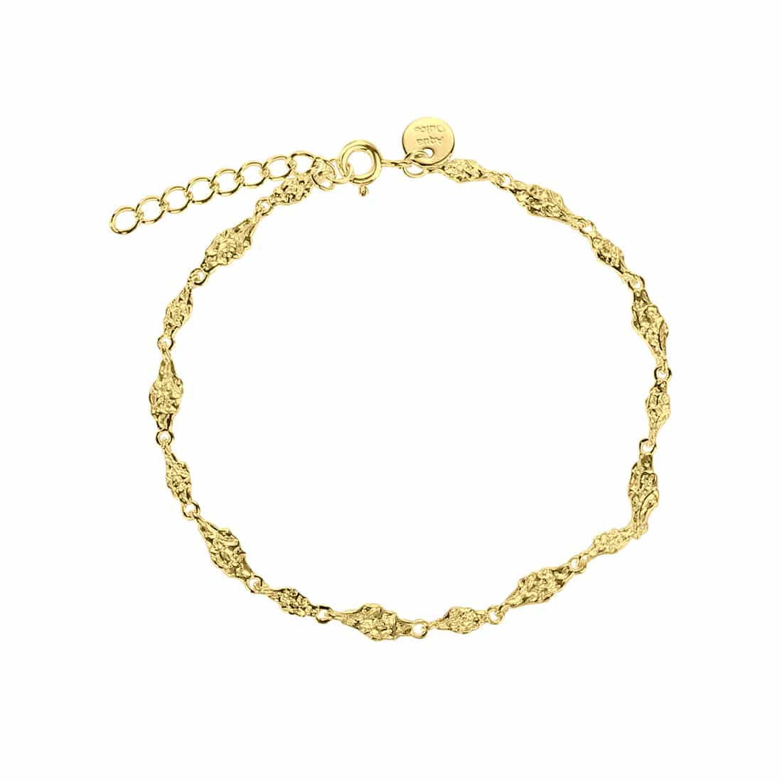 Aqua Dulce Mila Armbånd Forgyldt 4671 - har et enkelt og stilrent design, der passer perfekt til både hverdag og fest. Køb hos Guldsmedlange.dk