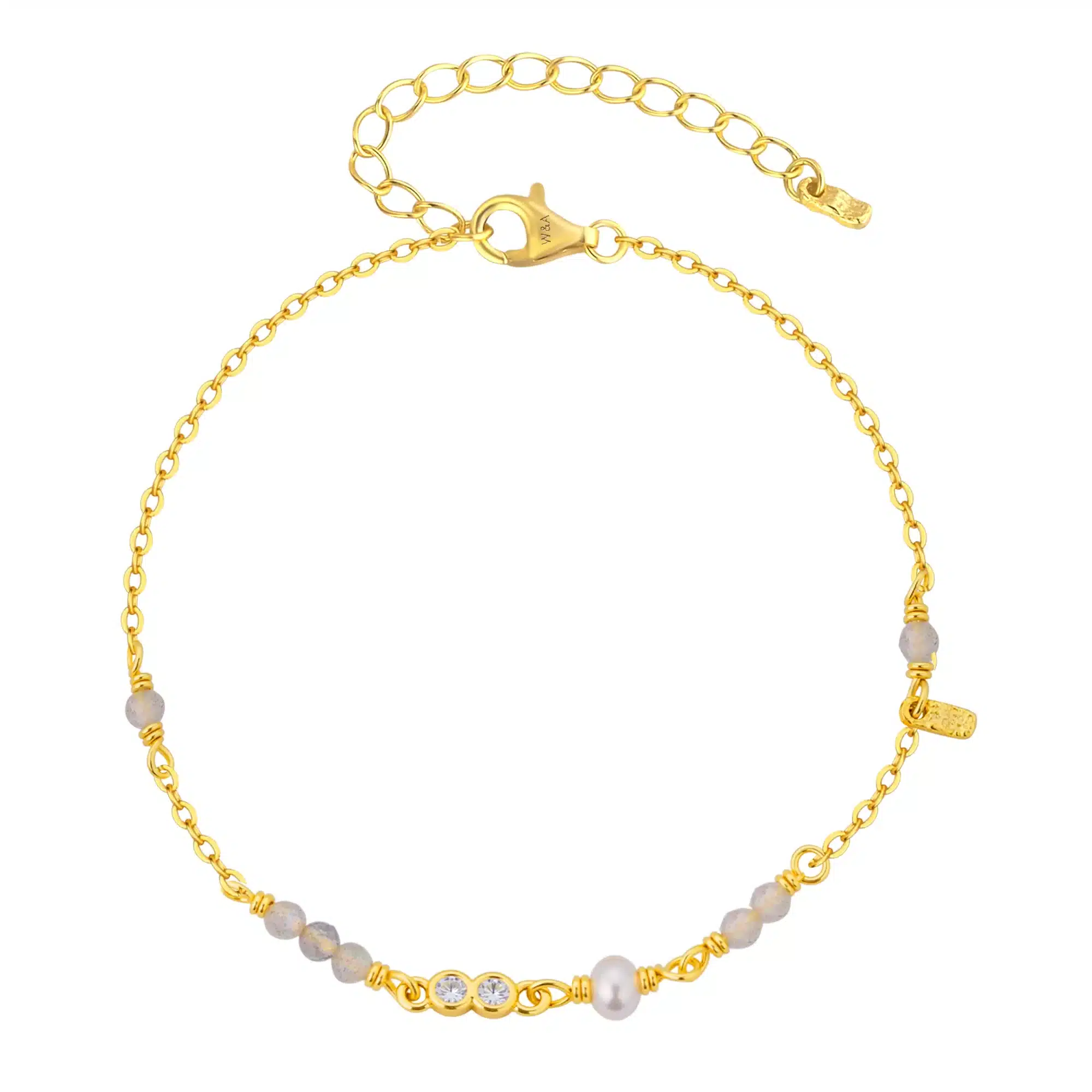 WiOGA Gesa Armbånd Forgyldt B-10023-GP - et elegant og tidløst armbånd med fine detaljer af månesten og små ferskvandsperler.