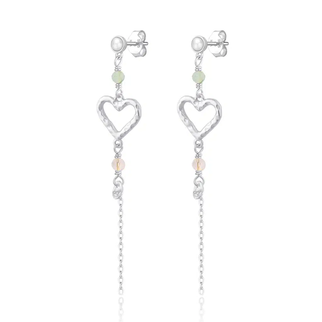 WiOGA Thilde Øreringe Sølv E-10002-S - smukke og feminine øreringe designet med et elegant hjerte. Køb hos Guldsmedlange.dk