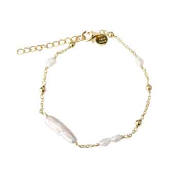 Aqua Dulce Moonlight armbånd 17+3cm forgyldt 6897 - Et enkelt og feminint armbånd, med perler, der passer til både hverdag og fest.
