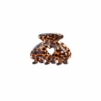 Maanesten Cerys hårklemme leopard - Praktisk hårklemme med et iøjnefaldende udtryk – nem at bruge i hverdagen. Shop hos Guldsmedlange.dk