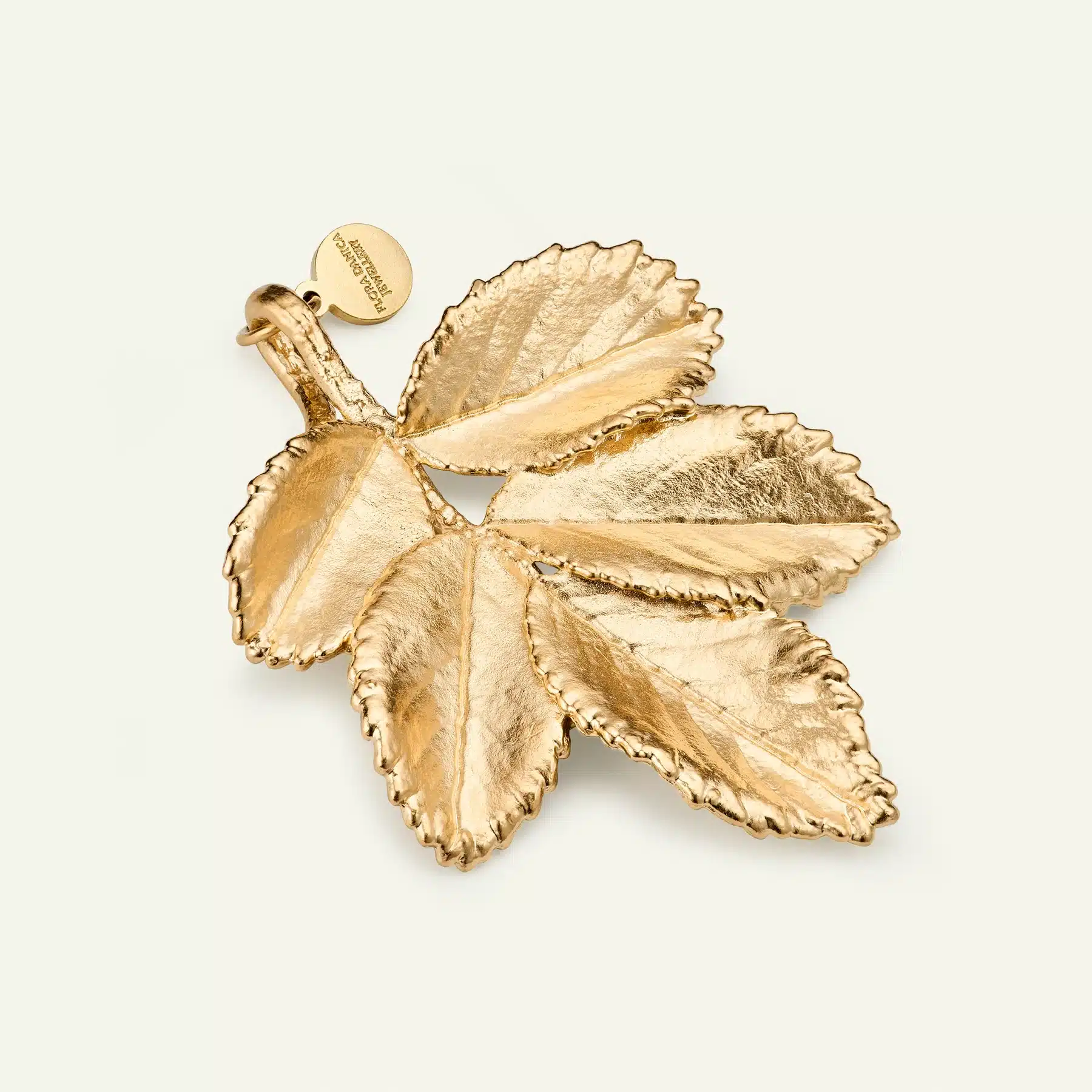 Flora Danica julepynt Rosenblad i 18 karat guldbelagt aluminium med naturtro bladdetaljer