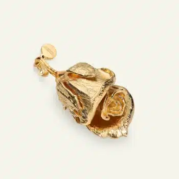 Flora Danica julepynt Rosenknop i 18 karat guldbelagt aluminium med naturtro blomsterdetaljer